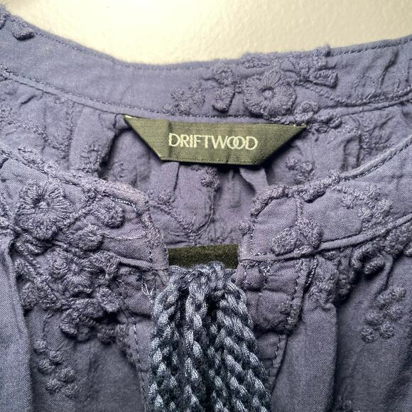 Driftwood Women's Small Navy Blue Eyelet Embroidered Floral Puff Peasant Blouse - Picture 3 of 10